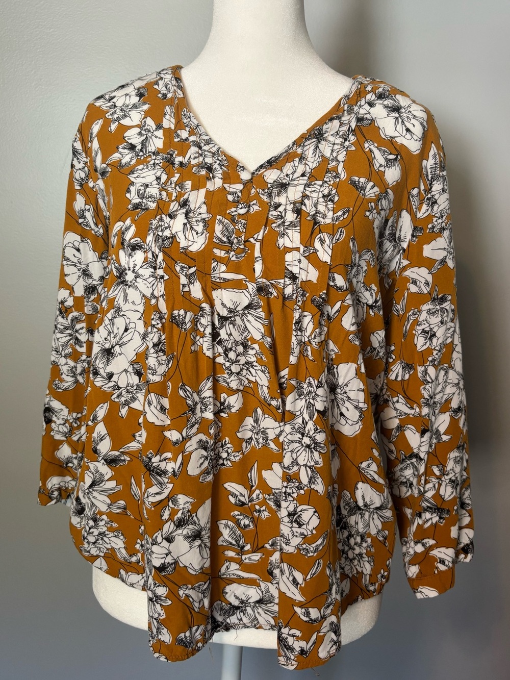 fun 2 fun Mustard Floral V-Neck Pleated Tunic